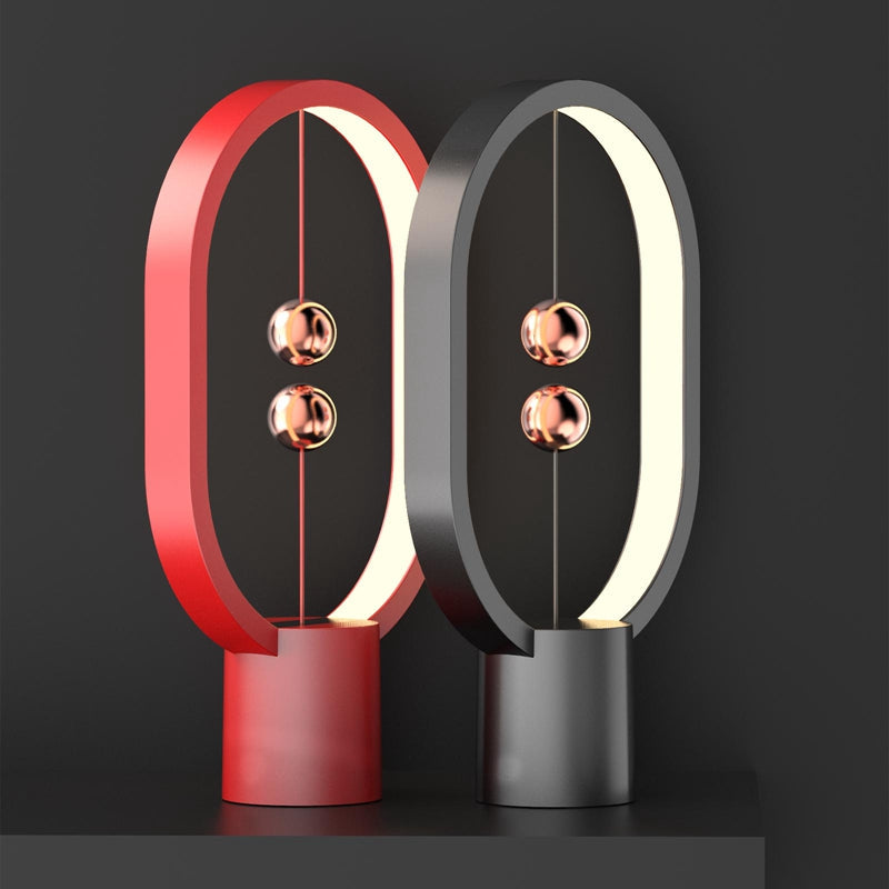 Compact magnetic lamp