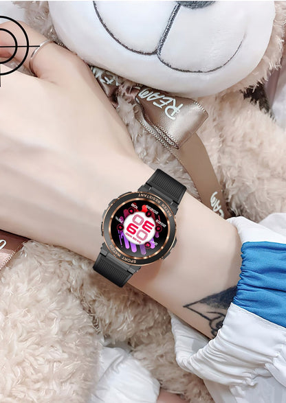 Fashion-forward women's smartwatch
